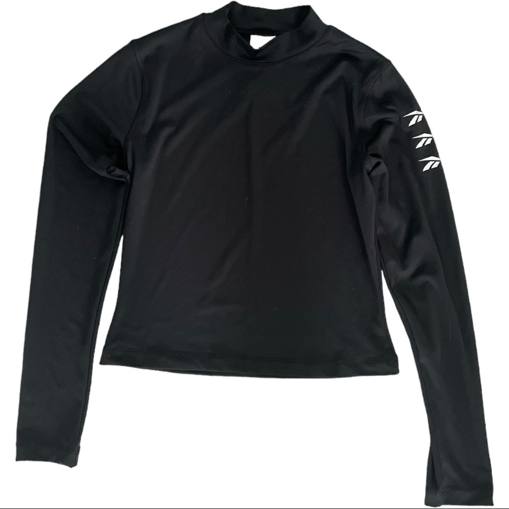 Reebok sports top
